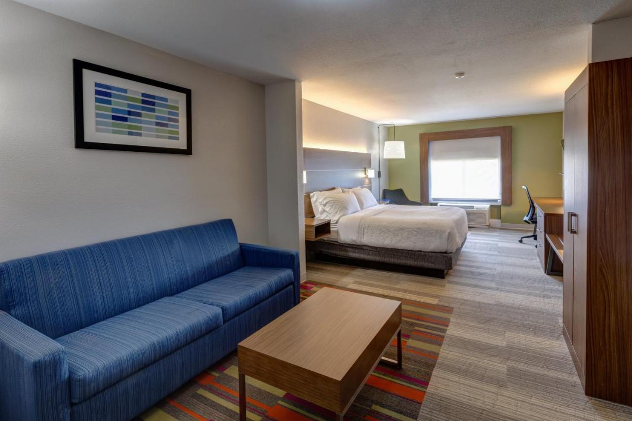 Holiday Inn Express Hotel & Suites Shelbyville By Ihg Exterior foto